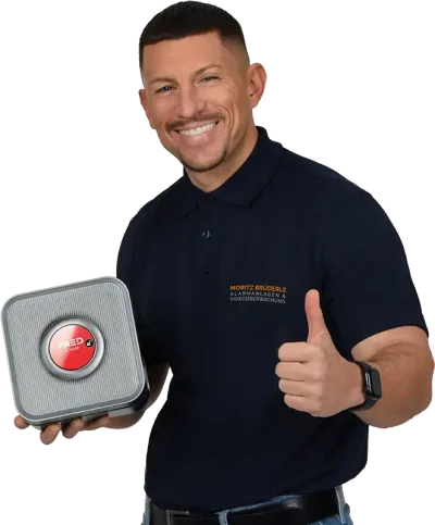 Einbruchschutz-Experte Moritz Brüderle aus Fellbach mit Einbruch-Frühwarnsystem